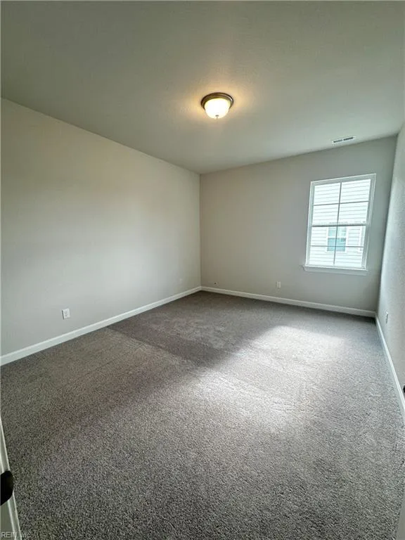 Suffolk, Virginia 23434, United States, 5 Bedrooms Bedrooms, ,3 BathroomsBathrooms,Residential,Active,193682