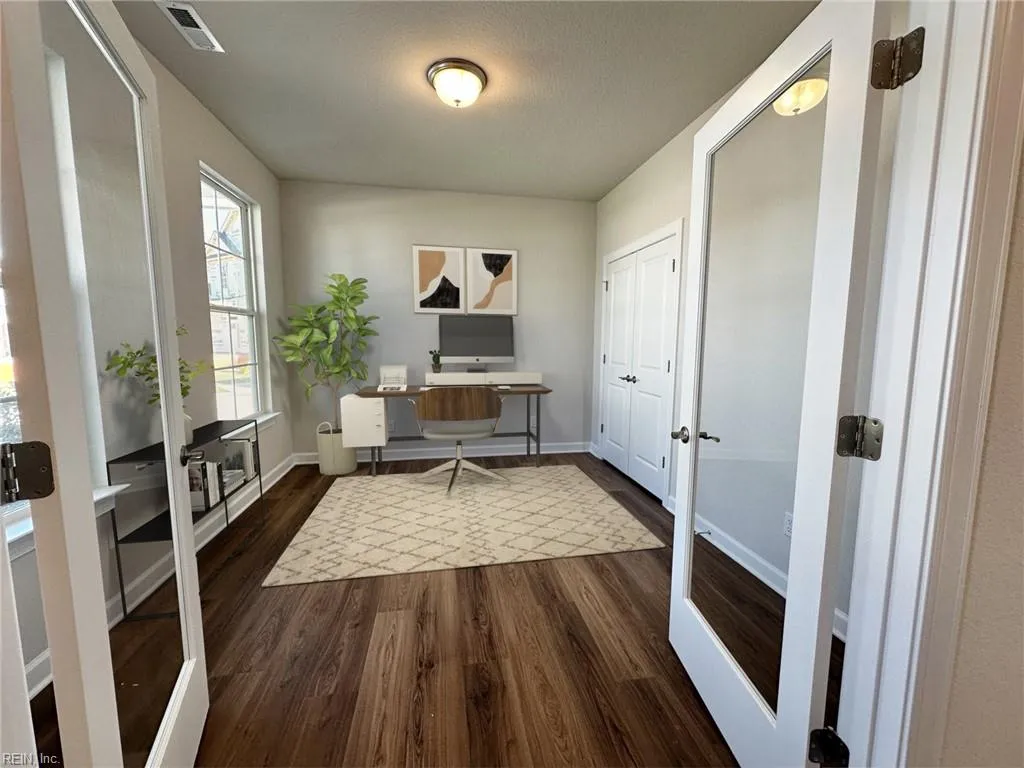 Suffolk, Virginia 23434, United States, 5 Bedrooms Bedrooms, ,3 BathroomsBathrooms,Residential,Active,193682