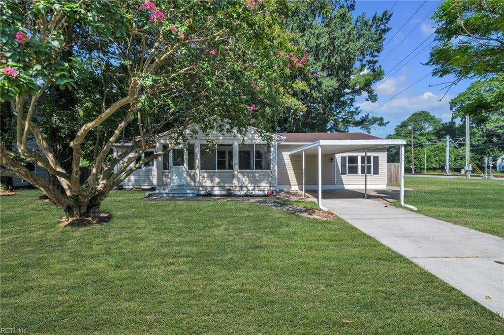 Photo of 101 Kidd Blvd Boulevard, Norfolk, VA 23502 (MLS # 10649406)