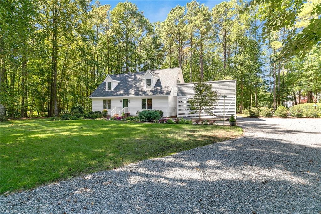 Photo of 246 Laurel Farms Lane, Urbanna, VA 23175 (MLS # 10655216)