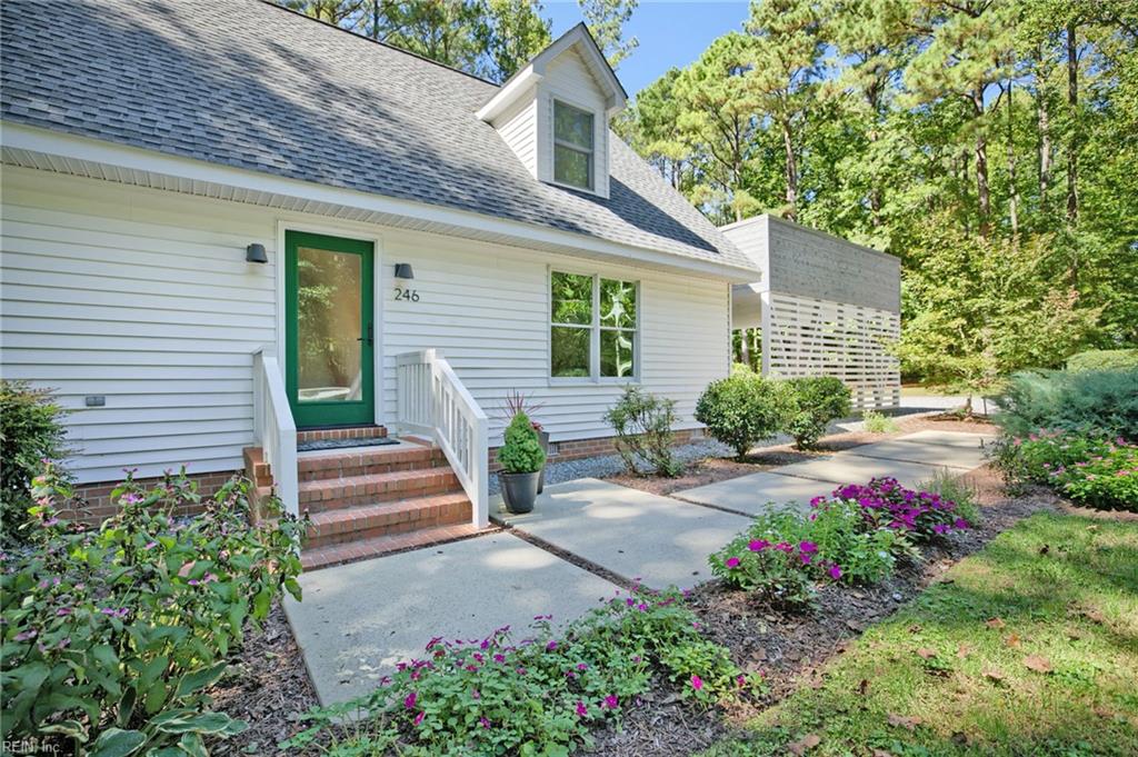 Photo of 246 Laurel Farms Lane, Urbanna, VA 23175 (MLS # 10655216)