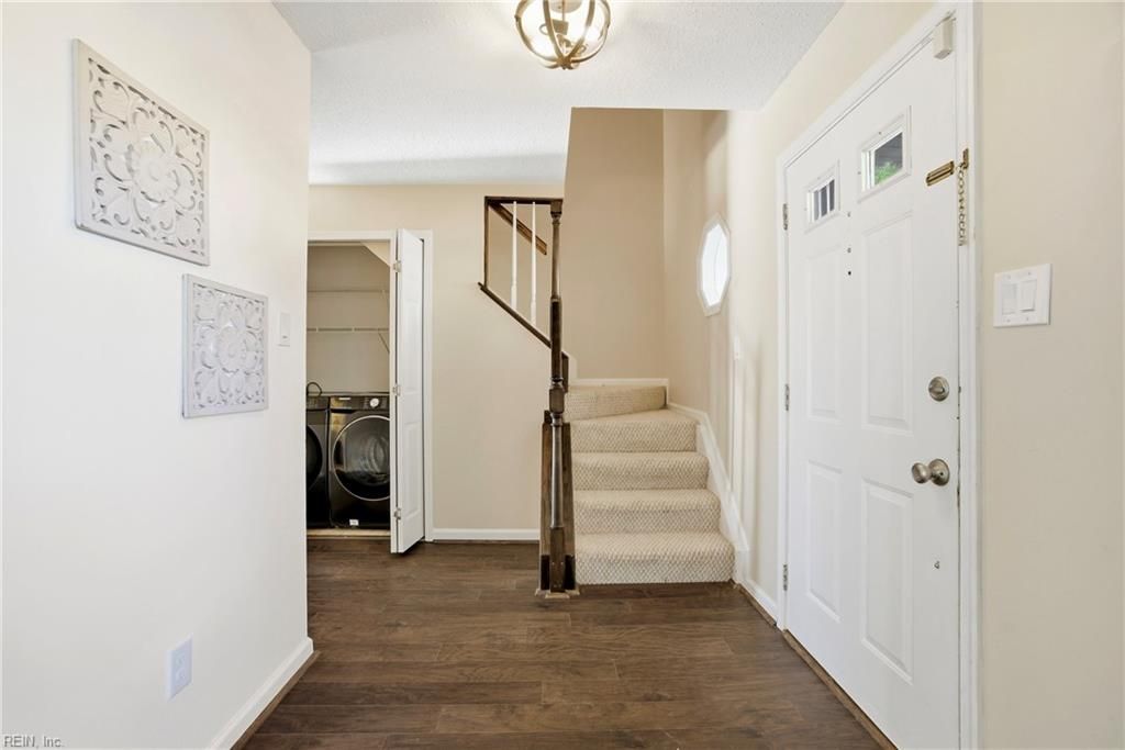 Photo of 1113 Nipigon Court, Virginia Beach, VA 23454 (MLS # 10606671)