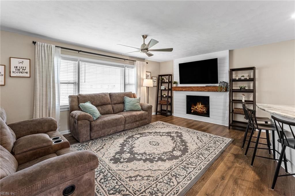 Photo of 9 Terrace Drive, Poquoson, VA 23662 (MLS # 10627062)