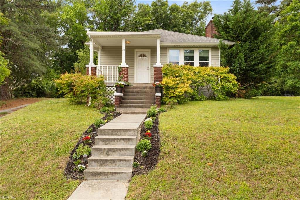 Photo of 87 Lucas Creek Road, Newport News, VA 23602 (MLS # 10634564)