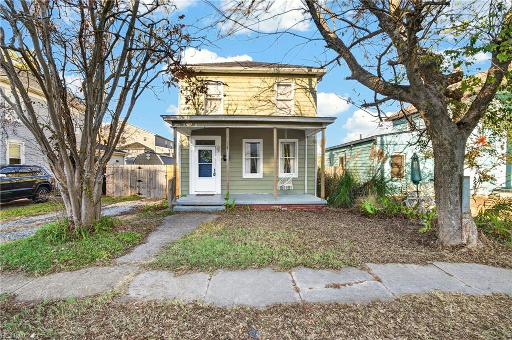 Photo of 113 E Virginia Avenue, Hampton, VA 23663 (MLS # 10658398)