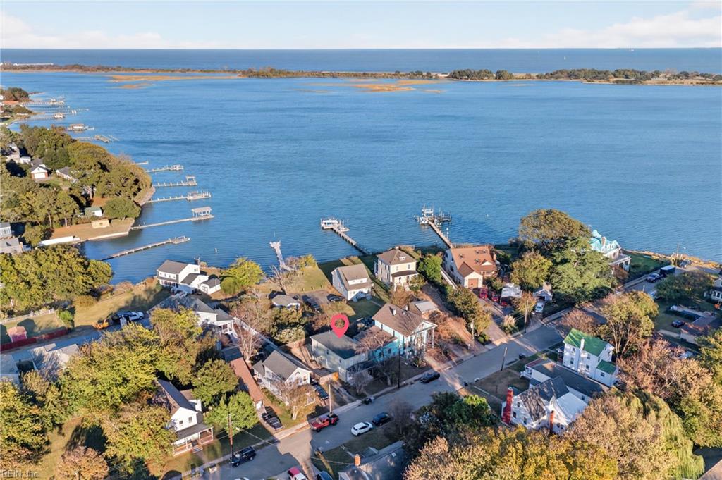Photo of 113 E Virginia Avenue, Hampton, VA 23663 (MLS # 10658398)