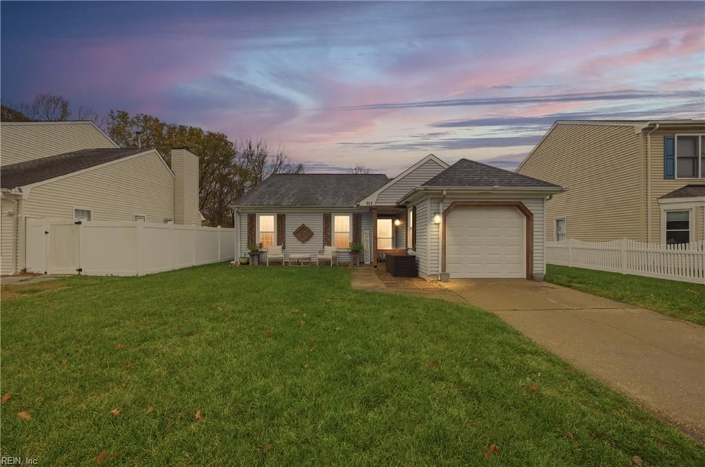 Photo of 917 Roberval Drive, Virginia Beach, VA 23454 (MLS # 10613183)