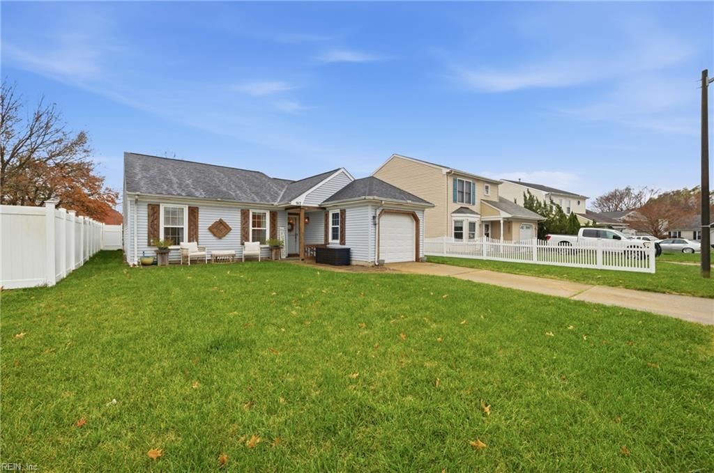 Photo of 917 Roberval Drive, Virginia Beach, VA 23454 (MLS # 10613183)