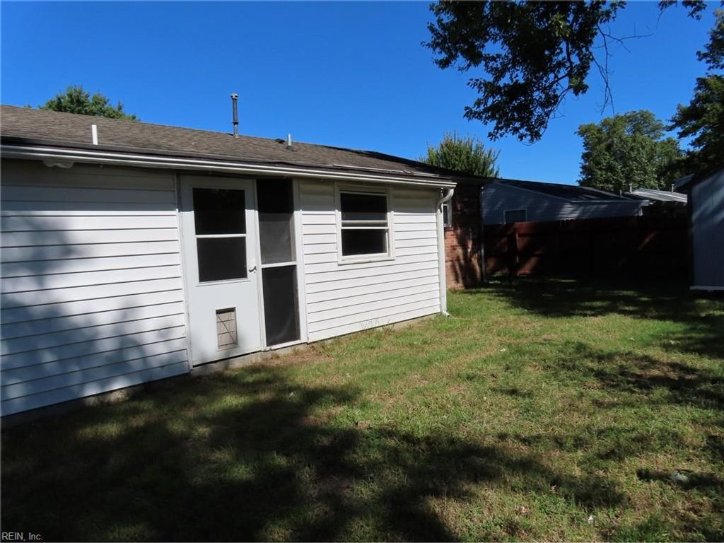 Photo of 2004 Winfree Road, Hampton, VA 23663 (MLS # 10607783)