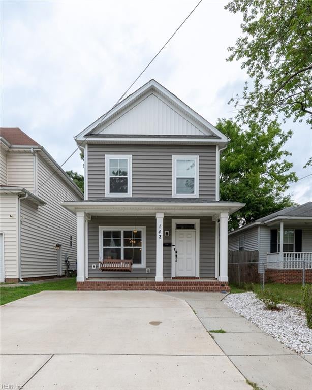 Photo of 142 Filbert Street, Norfolk, VA 23505 (MLS # 10654984)