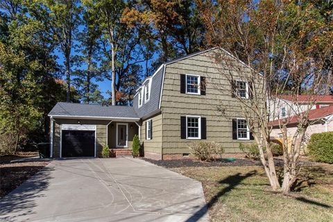 Photo of 177 Corinthia Drive, Newport News, VA 23608 (MLS # 10608526)