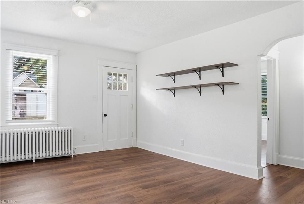 Photo of 4016 Winchester Drive, Portsmouth, VA 23707 (MLS # 10611784)