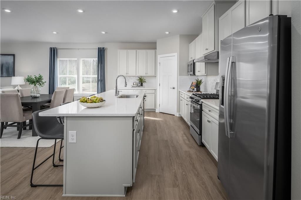 Photo of 2158 MAINSAIL Drive, Carrollton, VA 23314 (MLS # 10622947)