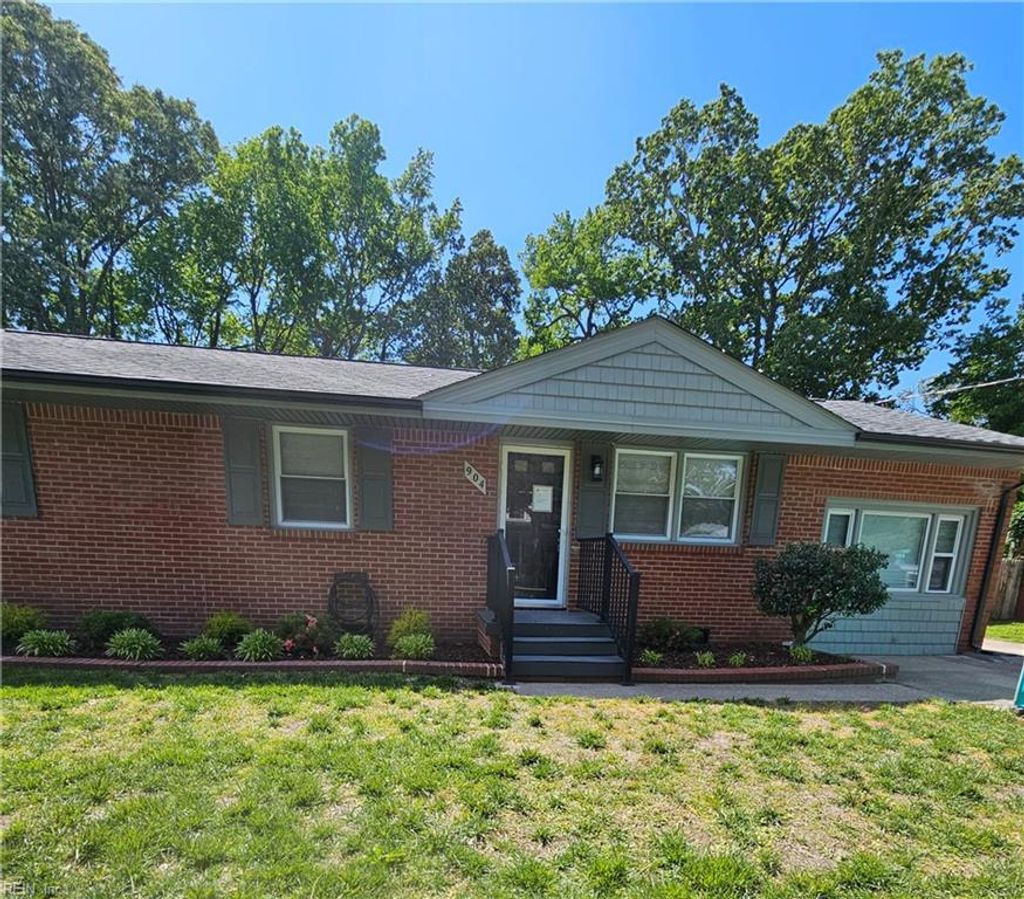 Photo of 904 Rudee Avenue, Virginia Beach, VA 23451 (MLS # 10633079)
