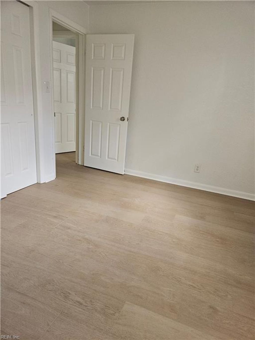 Photo of 904 Rudee Avenue, Virginia Beach, VA 23451 (MLS # 10633079)