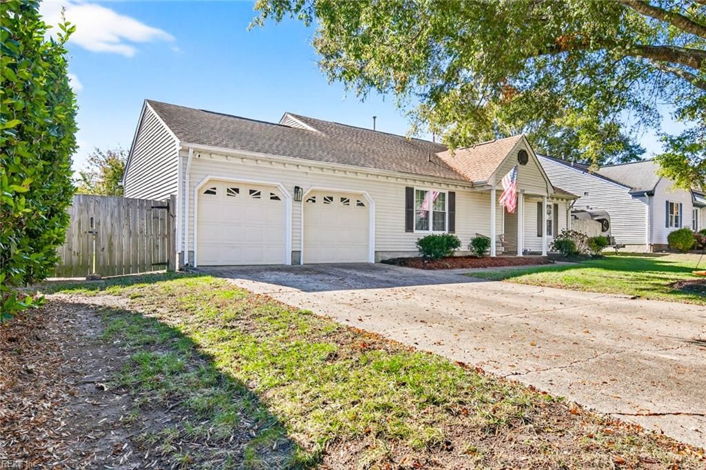 Photo of 1217 Handel Drive, Virginia Beach, VA 23454 (MLS # 10628585)