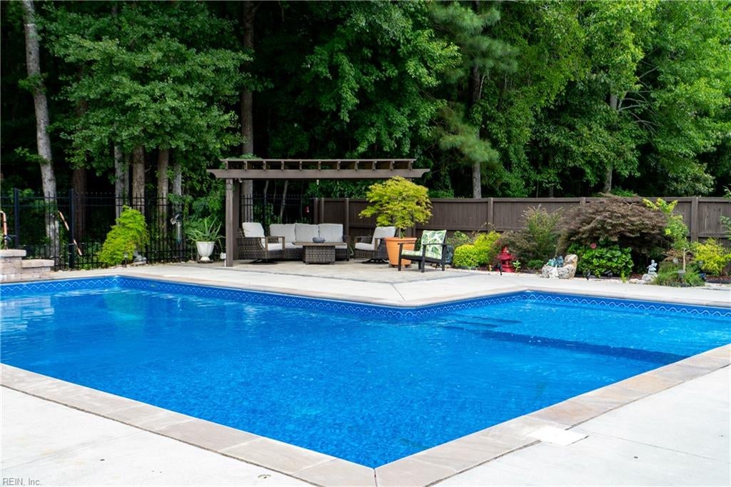 Photo of 1841 Laurel Oak Lane, Virginia Beach, VA 23453 (MLS # 10647114)