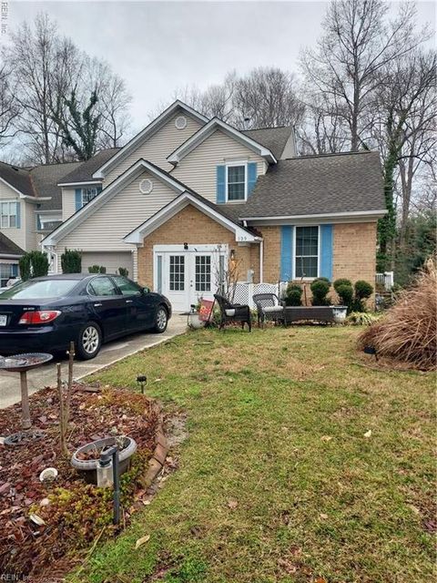 Photo of 139 Creekshire Crescent, Newport News, VA 23603 (MLS # 10623054)