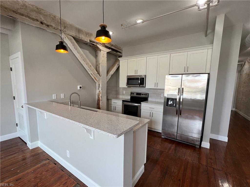 Photo of 208 23rd Street #212, Newport News, VA 23607 (MLS # 10651621)