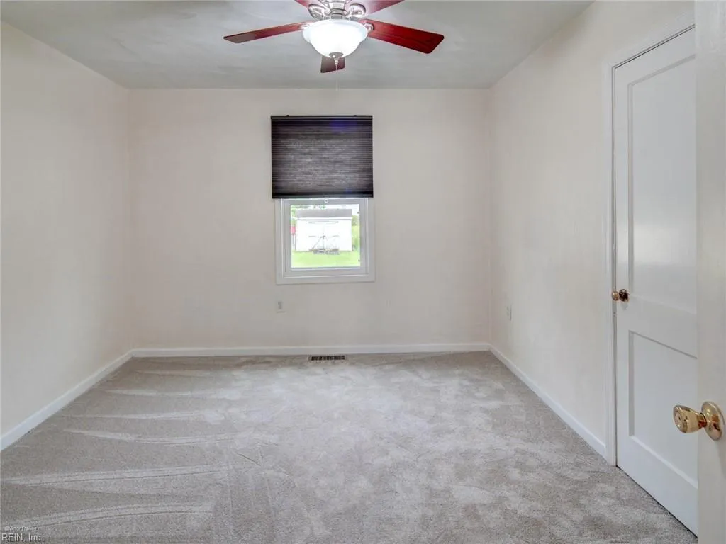 Chesapeake, Virginia 23321, United States, 3 Bedrooms Bedrooms, ,1 BathroomBathrooms,Residential,Pending,147985