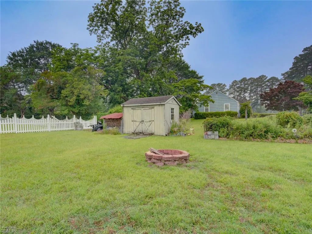 Chesapeake, Virginia 23321, United States, 3 Bedrooms Bedrooms, ,1 BathroomBathrooms,Residential,Pending,147985