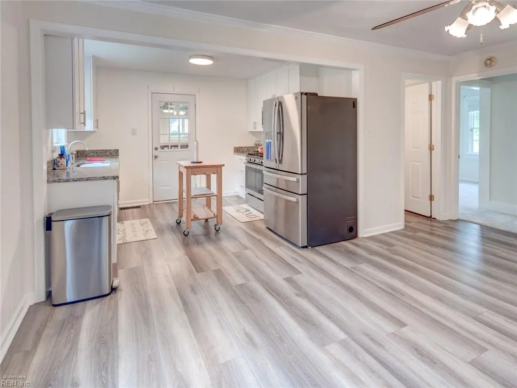 Chesapeake, Virginia 23321, United States, 3 Bedrooms Bedrooms, ,1 BathroomBathrooms,Residential,Pending,147985