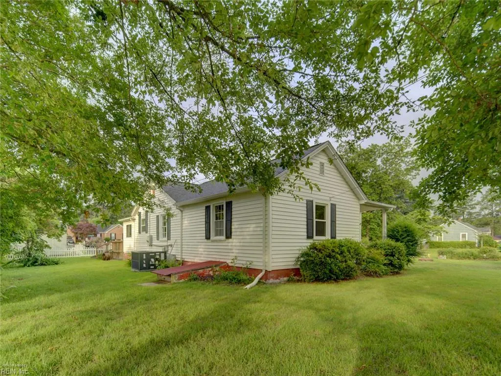 Chesapeake, Virginia 23321, United States, 3 Bedrooms Bedrooms, ,1 BathroomBathrooms,Residential,Pending,147985