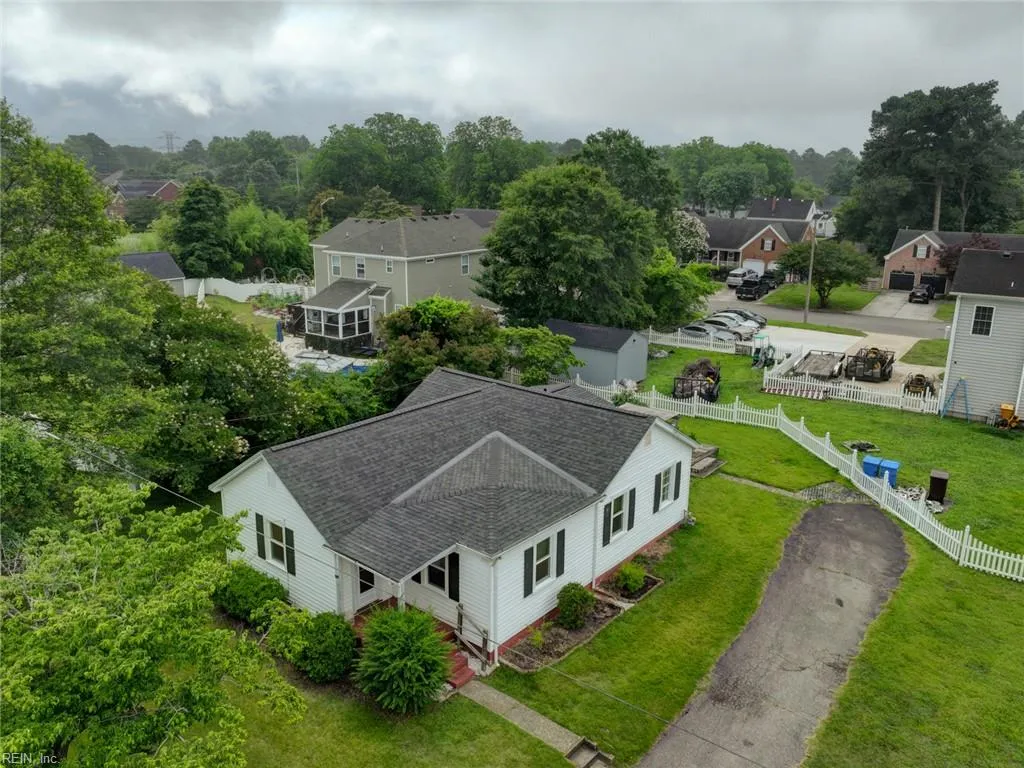 Chesapeake, Virginia 23321, United States, 3 Bedrooms Bedrooms, ,1 BathroomBathrooms,Residential,Pending,147985