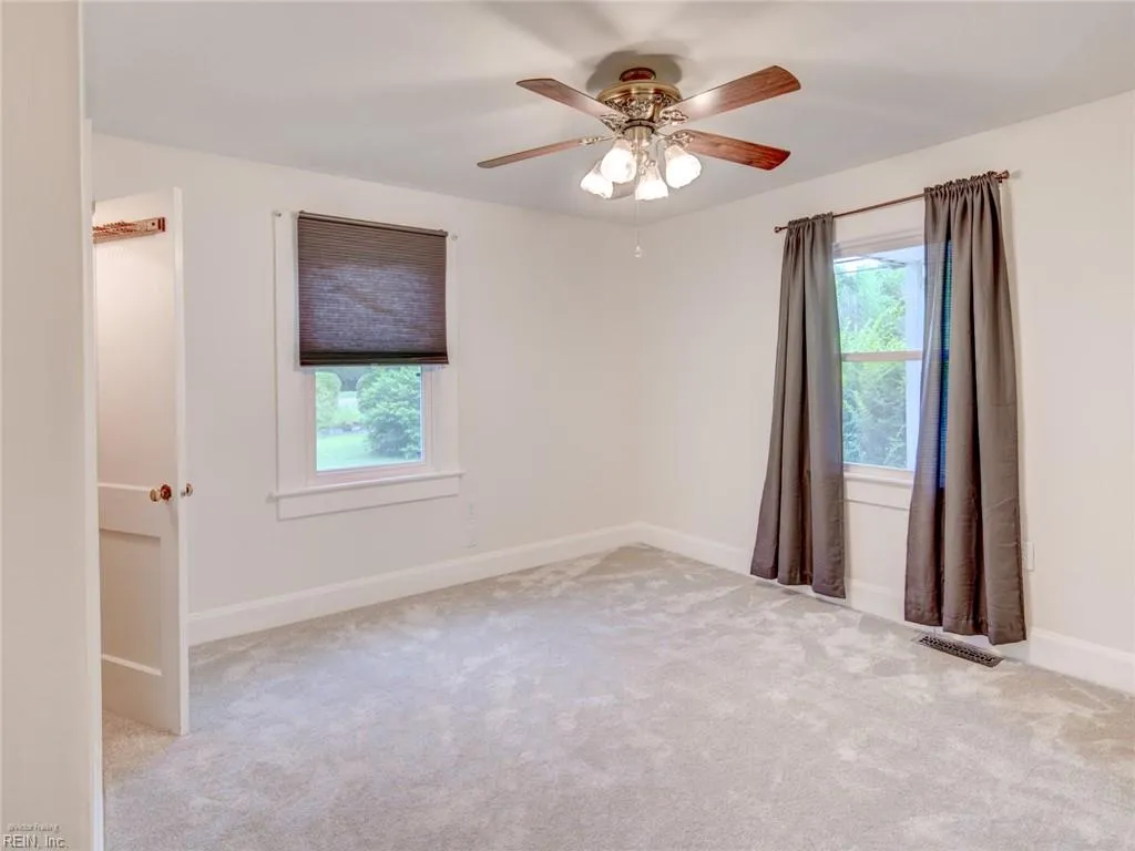 Chesapeake, Virginia 23321, United States, 3 Bedrooms Bedrooms, ,1 BathroomBathrooms,Residential,Pending,147985