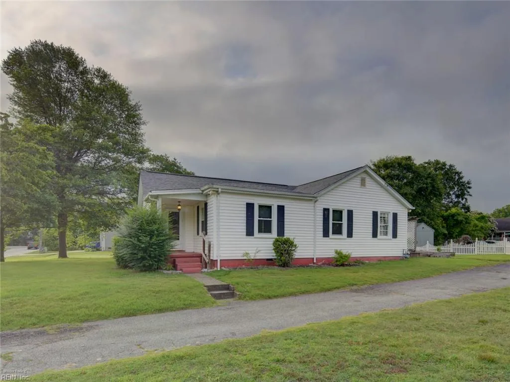 Chesapeake, Virginia 23321, United States, 3 Bedrooms Bedrooms, ,1 BathroomBathrooms,Residential,Pending,147985