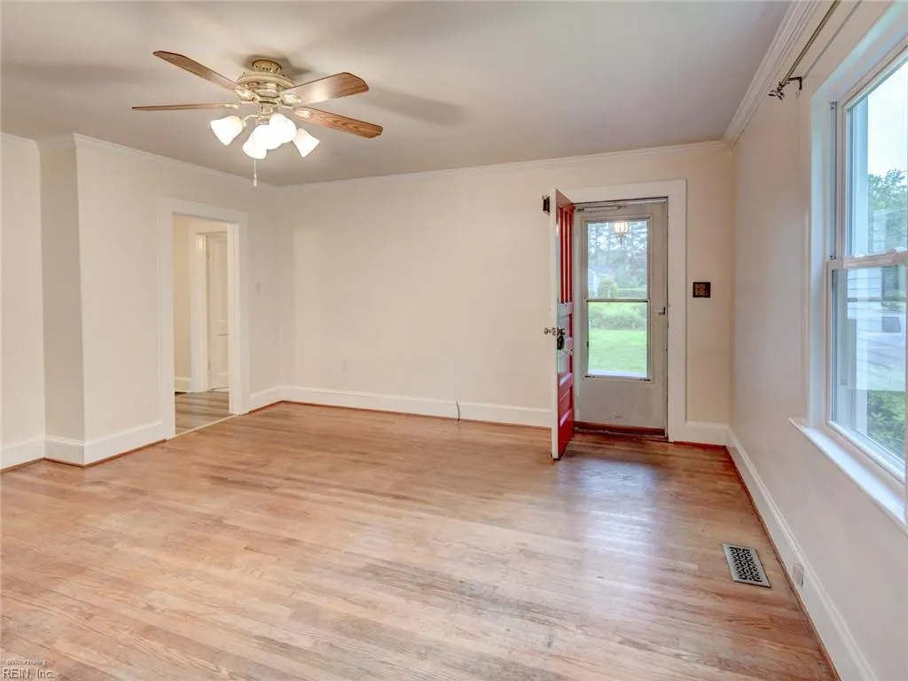 Chesapeake, Virginia 23321, United States, 3 Bedrooms Bedrooms, ,1 BathroomBathrooms,Residential,Pending,147985