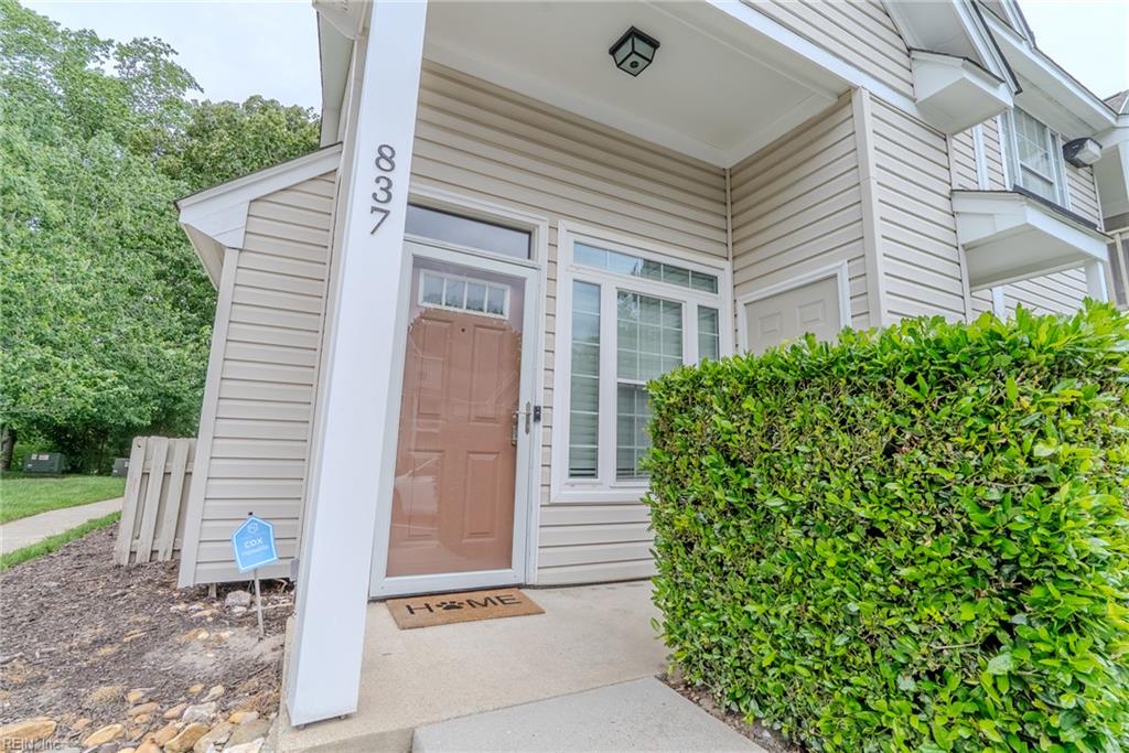 837 Whistling Swan DR