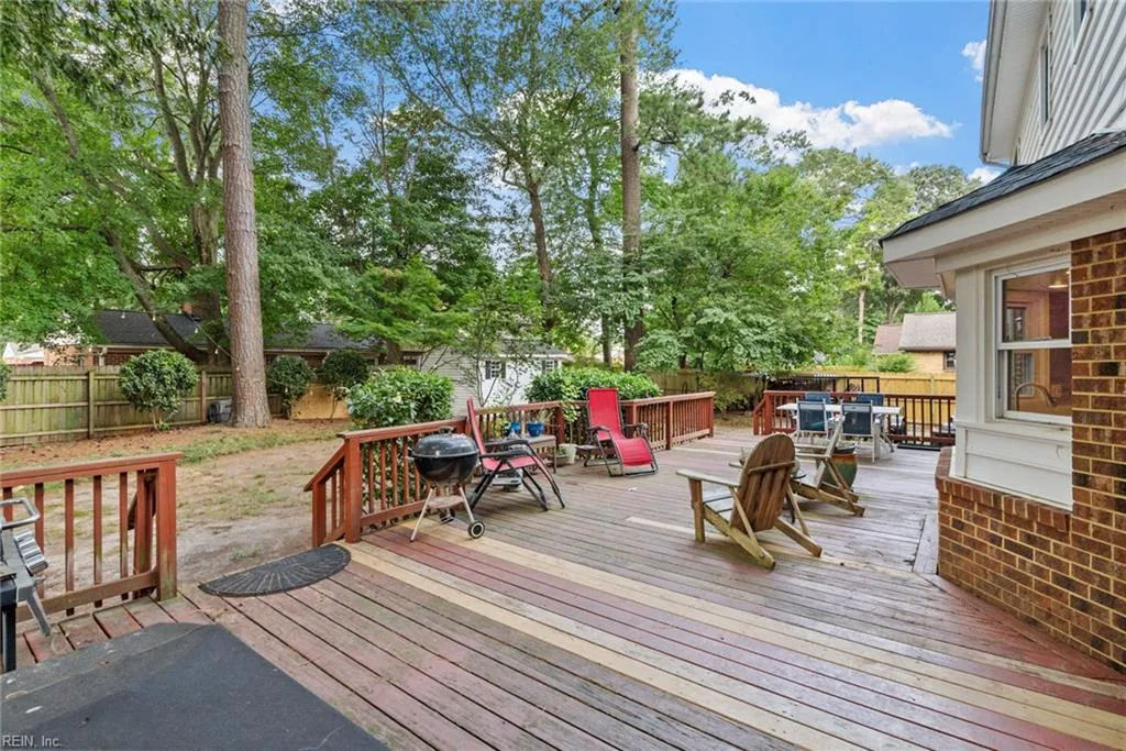 Virginia Beach, Virginia 23464, United States, 4 Bedrooms Bedrooms, ,3 BathroomsBathrooms,Residential,Active,168100