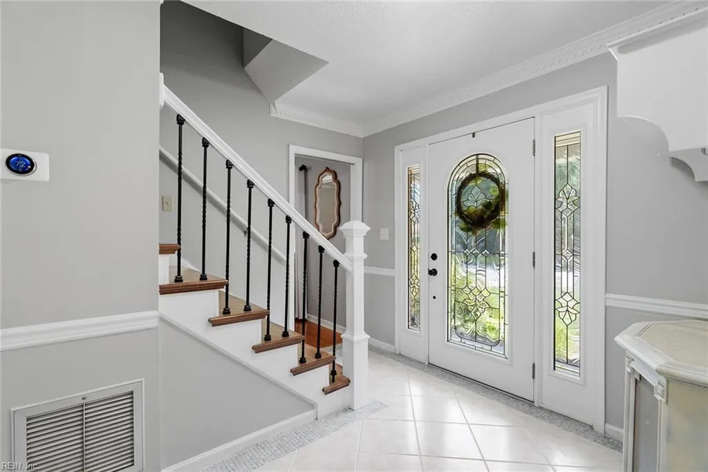 Virginia Beach, Virginia 23464, United States, 4 Bedrooms Bedrooms, ,3 BathroomsBathrooms,Residential,Active,168100