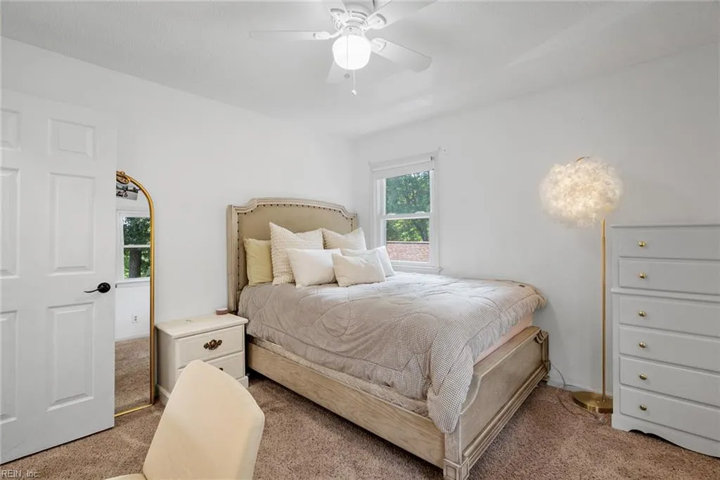 Virginia Beach, Virginia 23464, United States, 4 Bedrooms Bedrooms, ,3 BathroomsBathrooms,Residential,Active,168100