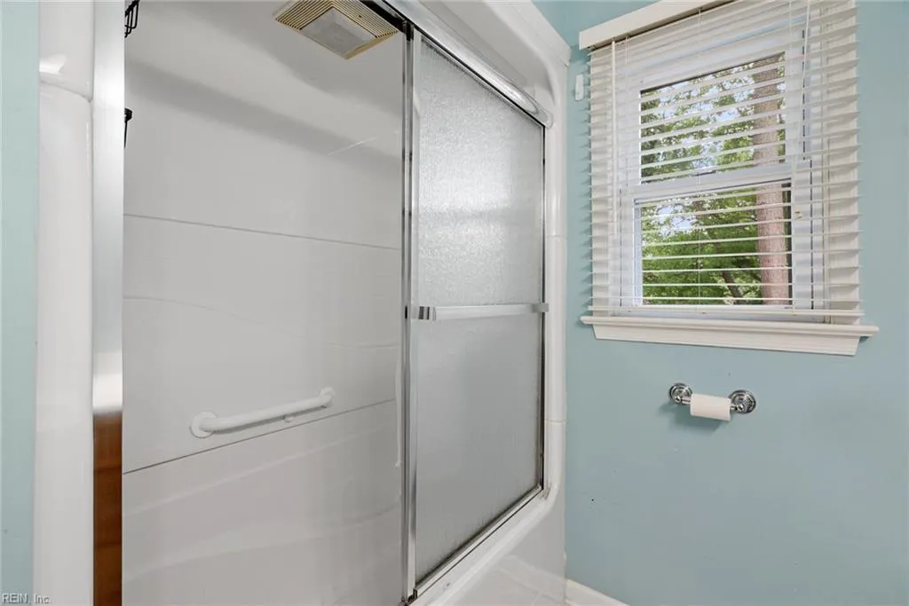 Virginia Beach, Virginia 23464, United States, 4 Bedrooms Bedrooms, ,3 BathroomsBathrooms,Residential,Active,168100