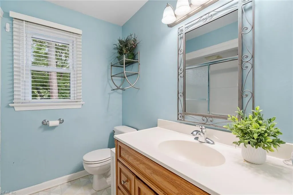 Virginia Beach, Virginia 23464, United States, 4 Bedrooms Bedrooms, ,3 BathroomsBathrooms,Residential,Active,168100