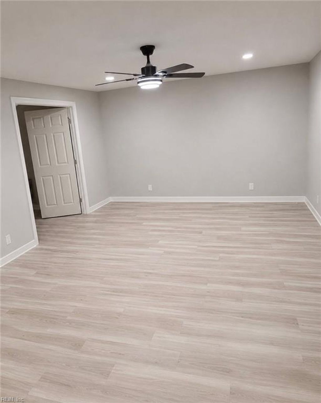 Photo of 135 Whaley Street, Suffolk, VA 23438 (MLS # 10633963)