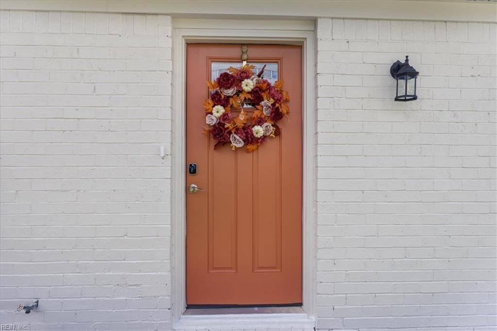Photo of 3821 Forrester Way, Virginia Beach, VA 23452 (MLS # 10606831)