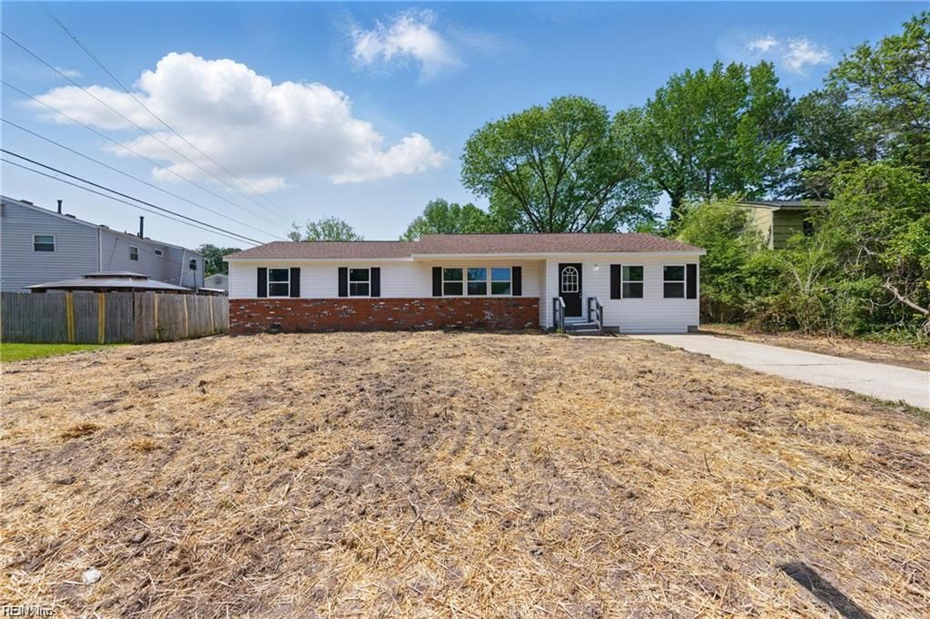 Photo of 725 Burgesses Lane, Virginia Beach, VA 23452 (MLS # 10614223)