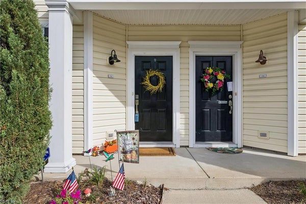 1528 HAMBLEDON LOOP, CHESAPEAKE, VA 23320 - Image 7b292dc9d7e97749bc1f2e2d6fb0ebbb/1702146131