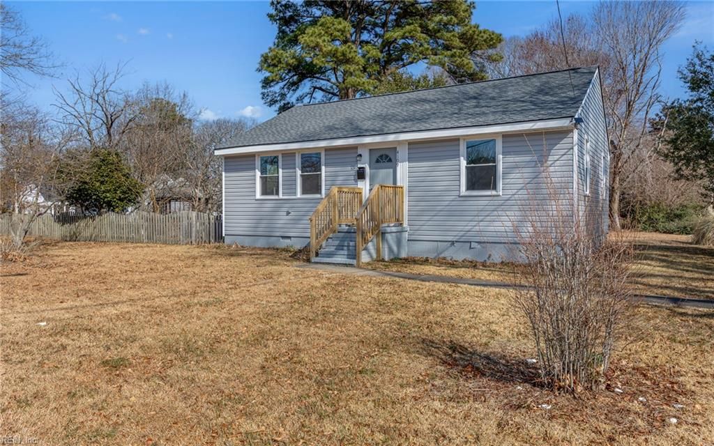 Photo of 4109 Deep Creek Boulevard, Portsmouth, VA 23702 (MLS # 10620665)