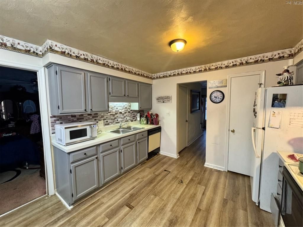 Photo of 304 E Liberty St Street, Norfolk, VA 23523 (MLS # 10612055)