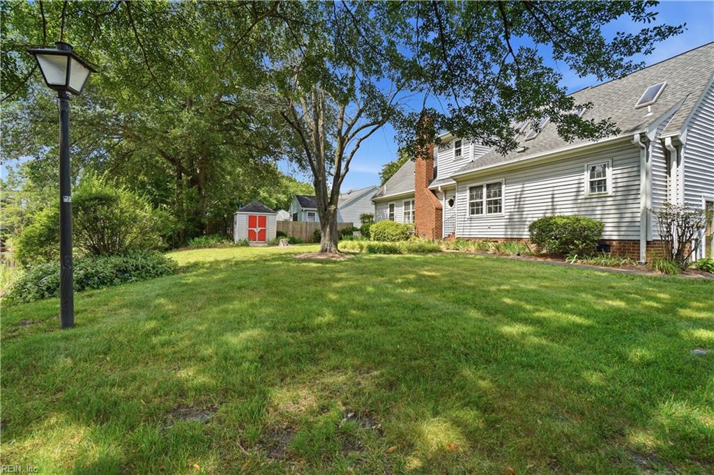 Photo of 934 Ferryman Quay, Chesapeake, VA 23323 (MLS # 10648870)