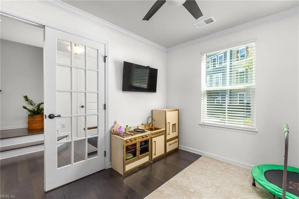 Virginia Beach, Virginia 23451, United States, 4 Bedrooms Bedrooms, ,3 BathroomsBathrooms,Residential,Active,228611