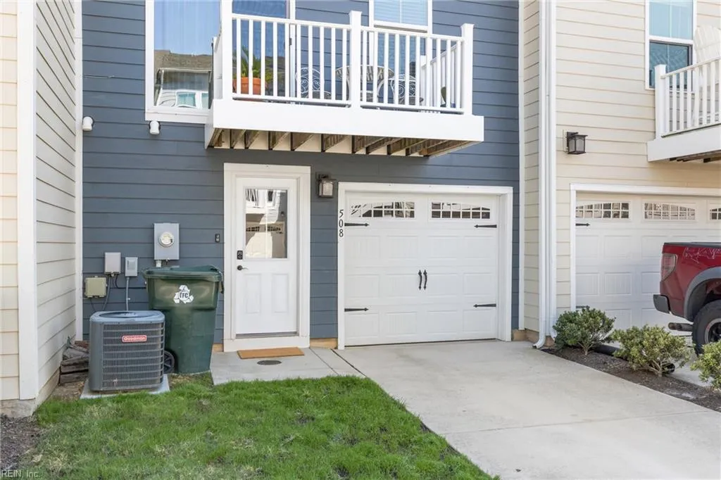 Virginia Beach, Virginia 23451, United States, 4 Bedrooms Bedrooms, ,3 BathroomsBathrooms,Residential,Active,228611