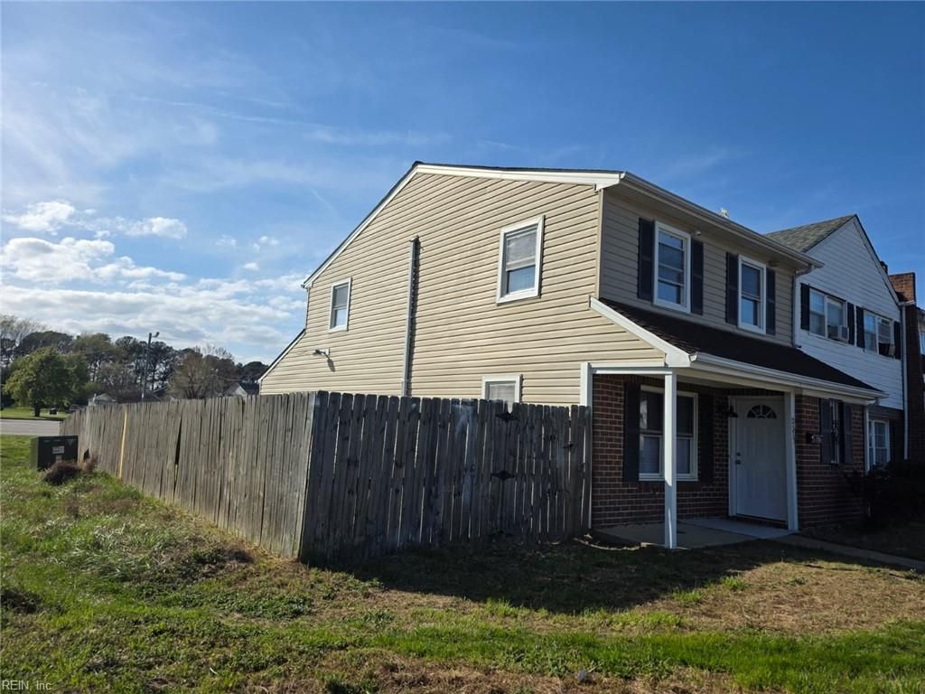 Photo of 2517 King Court, Chesapeake, VA 23324 (MLS # 10626758)