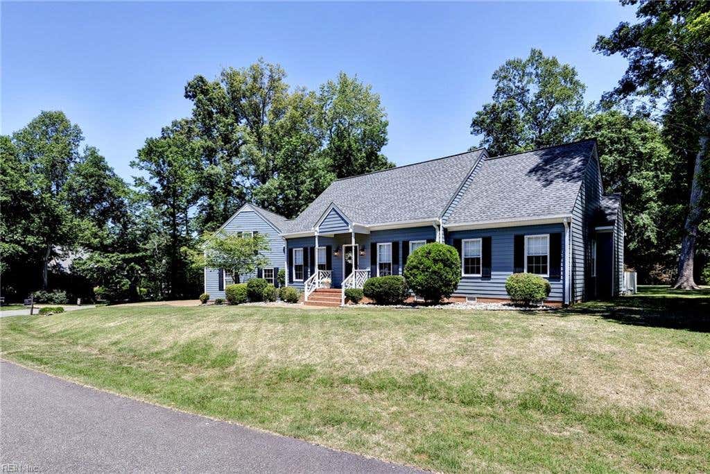 Photo of 115 Worplesdon, Williamsburg, VA 23188 (MLS # 10638440)
