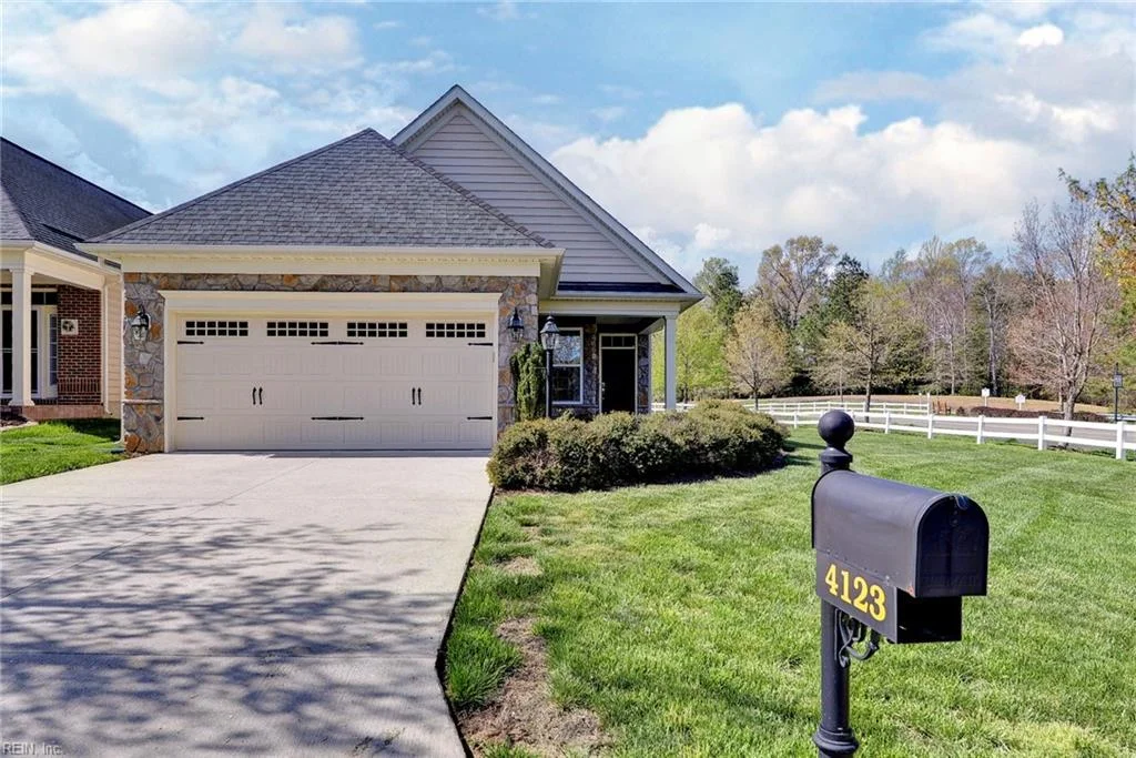 4123 Ashby Lane