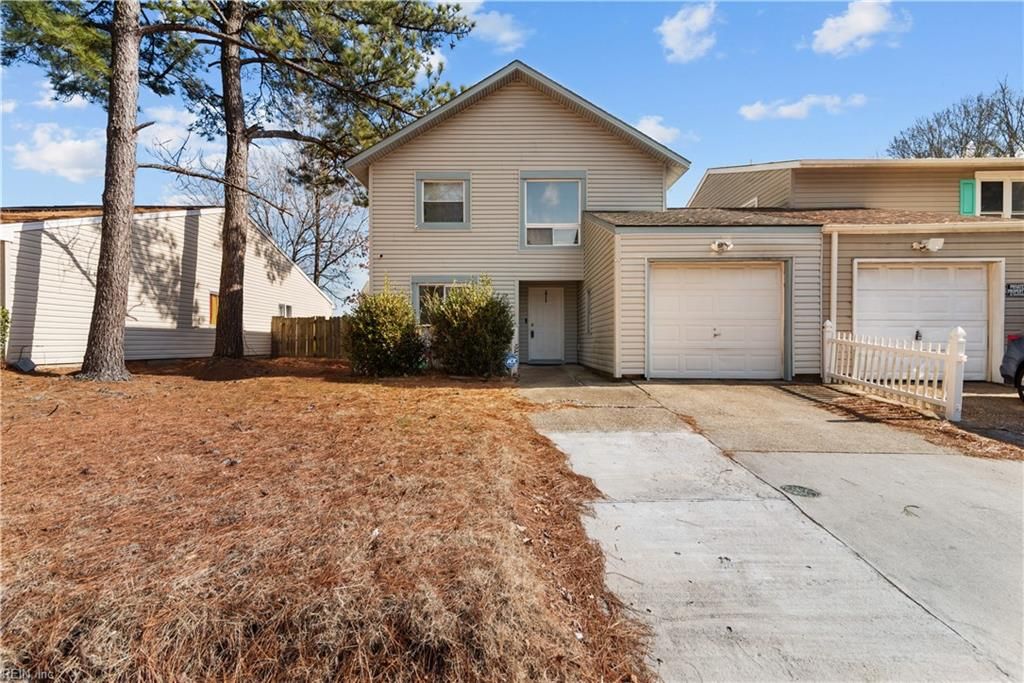 Photo of 724 Lincoln Avenue, Virginia Beach, VA 23452 (MLS # 10619522)